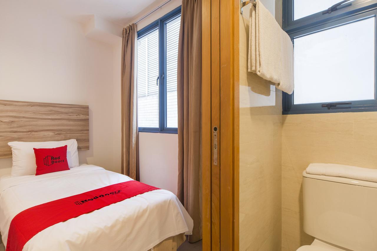 Reddoorz Plus @ Victoria Street Singapore Buitenkant foto