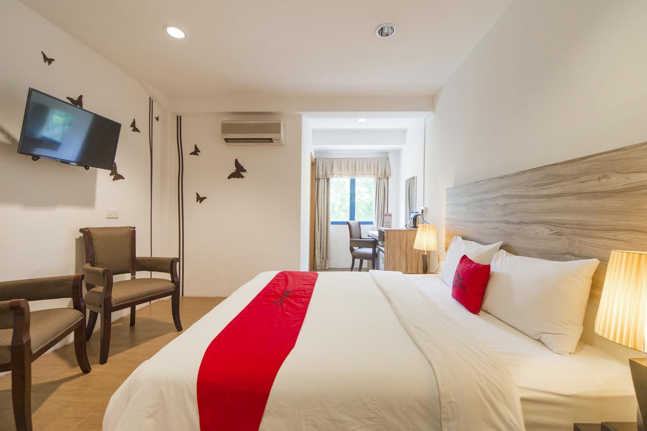 Reddoorz Plus @ Victoria Street Singapore Buitenkant foto