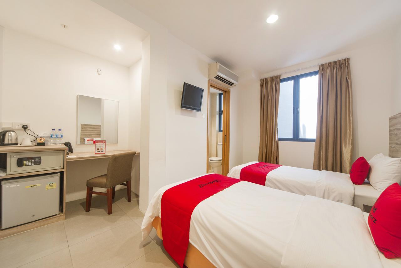 Reddoorz Plus @ Victoria Street Singapore Buitenkant foto