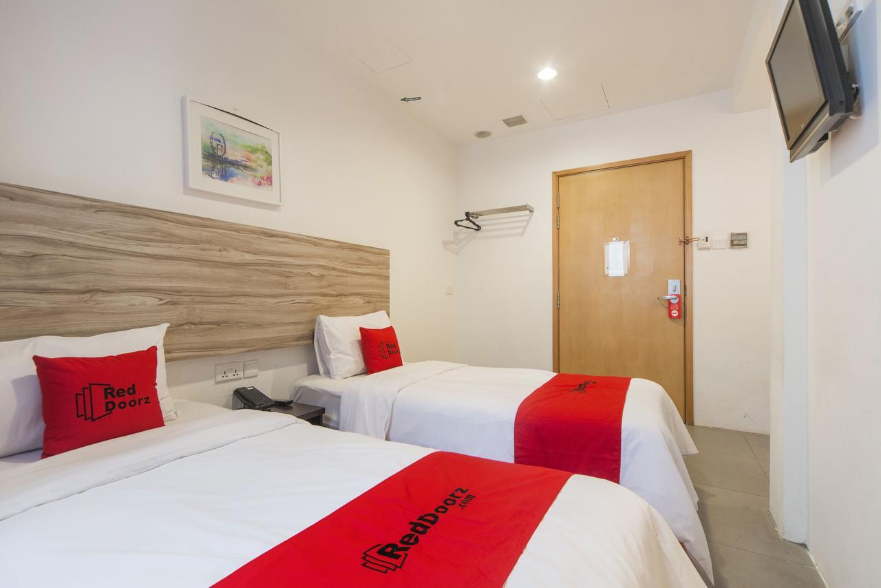 Reddoorz Plus @ Victoria Street Singapore Buitenkant foto